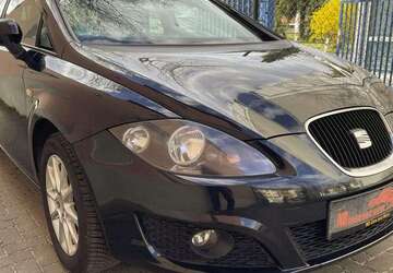 Seat Leon 126.848 km 4.990 &euro; Berlin 12107