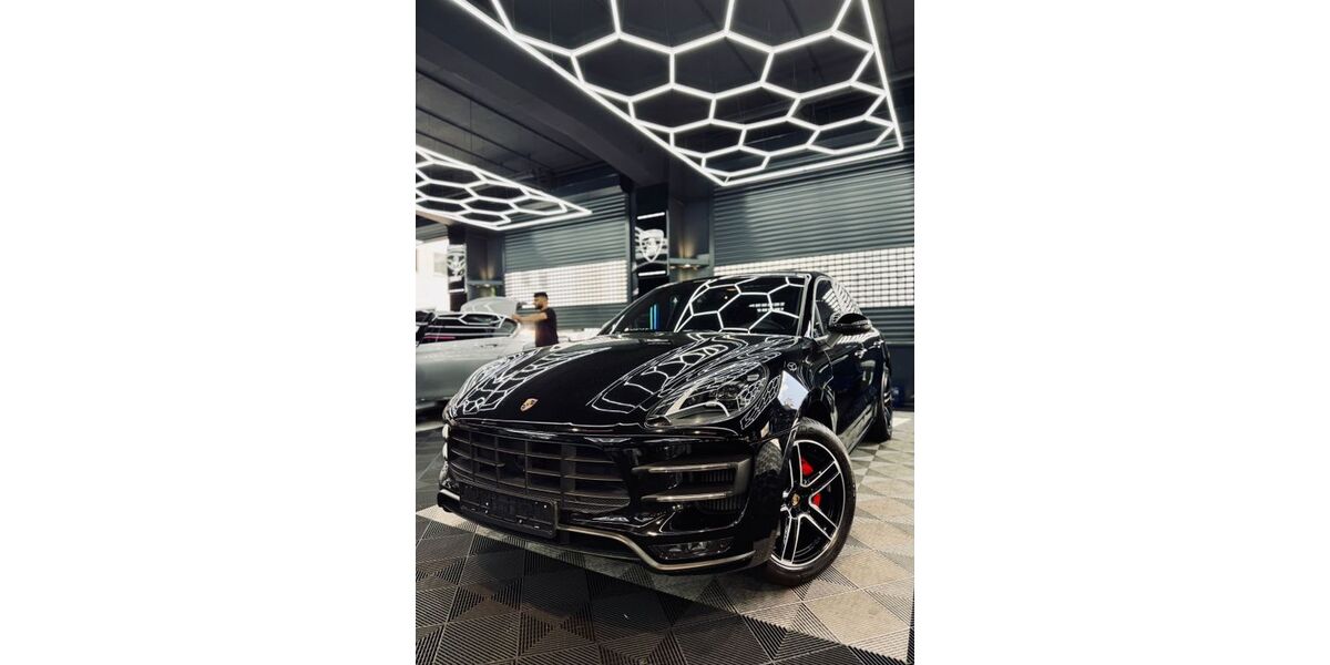 Porsche Macan 69.162 km 39.900 &euro; Berlin 10553