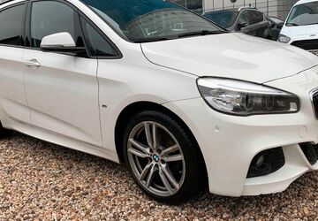 BMW 218 214.000 km 8.499 &euro; Berlin-Spandau 13597