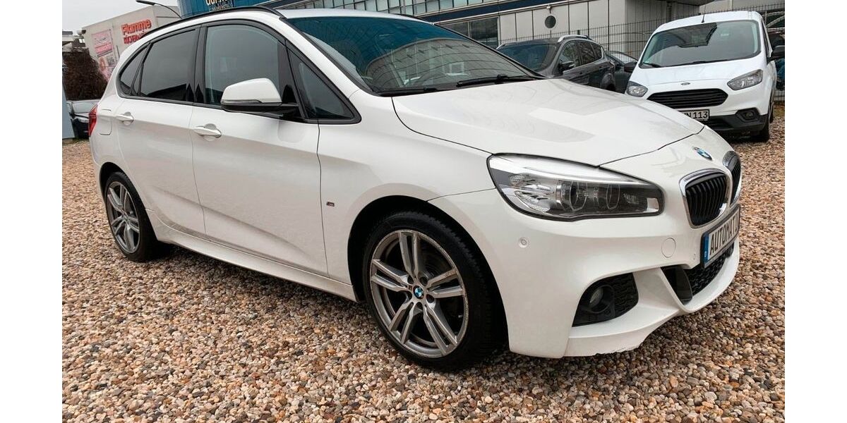 BMW 218 214.000 km 8.499 &euro; Berlin-Spandau 13597