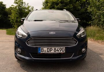 Ford S-Max 135.000 km 17.000 &euro; Berlin 12207