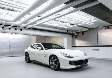 Ferrari GTC4 Lusso 43.000 km 199.000 &euro; Berlin 10625