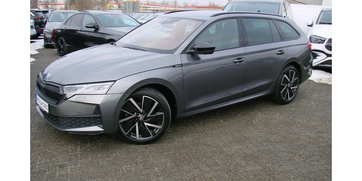 Skoda Octavia 2.0TDi Sportline LED 360º Canton HUD 39.383 km 29.480 &euro; Falkensee 14612