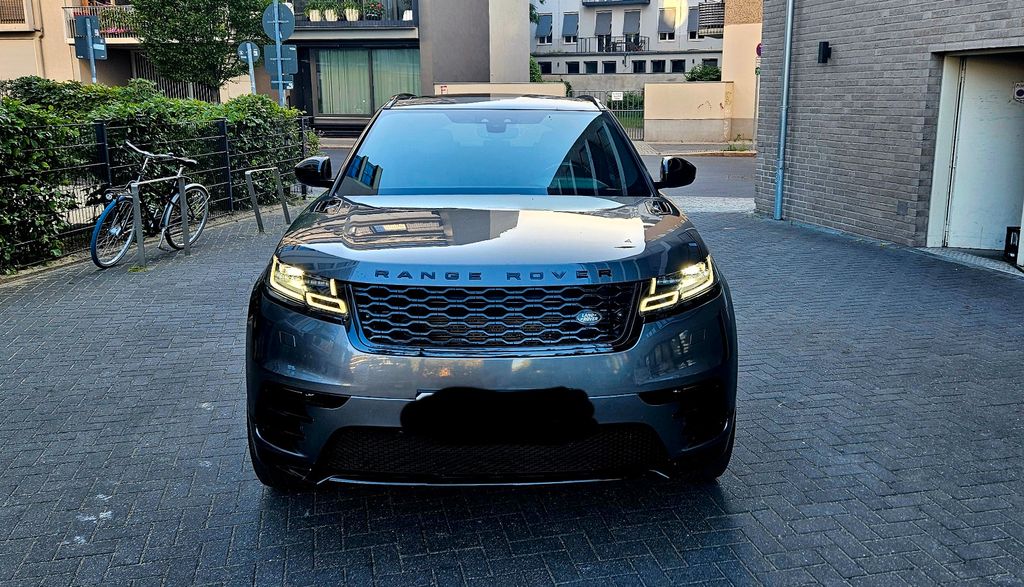 Land Rover Range Rover Velar 106.000 km 44.000 &euro; Berlin 10553