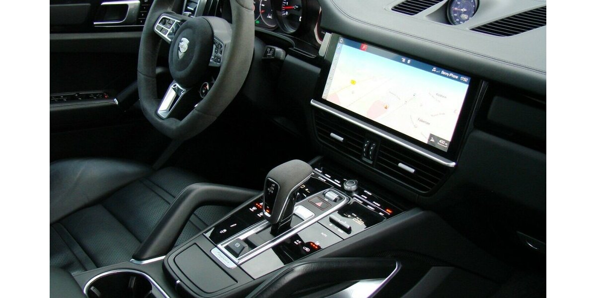 Porsche Cayenne Turbo TECHART Matrix Pano ACC Vierradlenku 79.356 km 79.980 &euro; Falkensee 14612