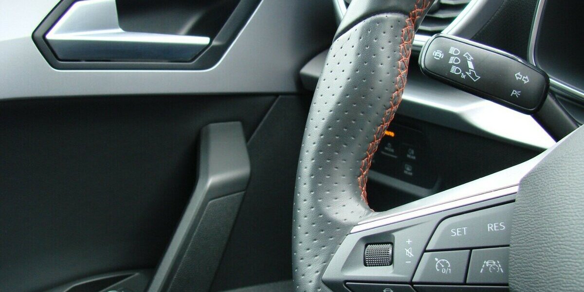 Seat Leon 1.5TSi Hybrid FR ACC LED Kamera 26.551 km 24.980 &euro; Falkensee 14612