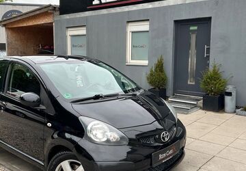 Toyota Aygo (X) 121.000 km 3.990 &euro; Berlin 13088