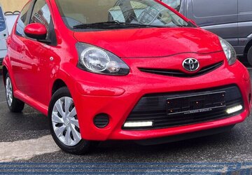 Toyota Aygo Cool Go 5trg*NAV*BT*Klima*LED*USB*Allwetter 119.619 km 5.200 &euro; Berlin 13187