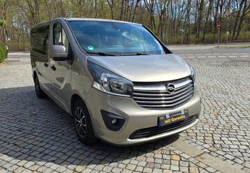 Opel Vivaro 195.000 km 12.900 &euro; Berlin 13409