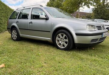 VW Golf 125.000 km 2.600 &euro; Berlin 13127