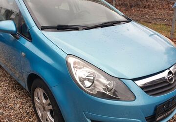 Opel Corsa 137.578 km 3.299 &euro; Berlin 12055