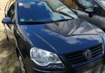 VW Polo 110.000 km 2.250 &euro; Schönefeld OT-Waltersdorf 12529