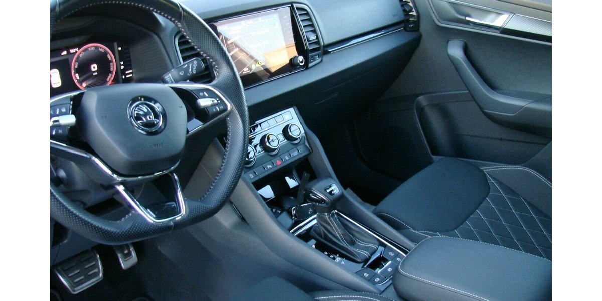 Skoda Karoq 2,0TDi 4x4 Sportline ACC AHK SHZ Matrix 13.915 km 37.980 &euro; Falkensee 14612