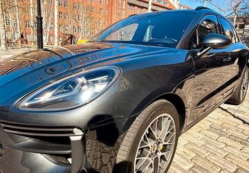 Porsche Macan 128.000 km 43.900 &euro; Berlin 10435