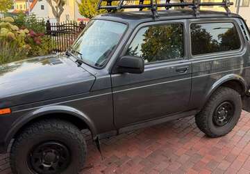 Lada Niva 34.750 km 12.500 &euro; Berlin, Stadt 12107