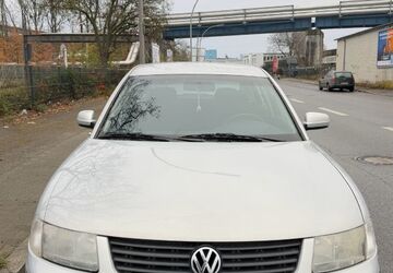 VW Passat 176.295 km 1.200 &euro; Berlin 13587