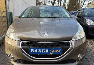 Peugeot 208 62.000 km 4.990 &euro; Berlin 12307
