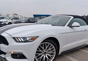 Ford Mustang 110.000 km 15.900 &euro; Mittenwalde 15749