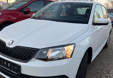 Skoda Fabia 129.000 km 6.900 &euro; Berlin 13089