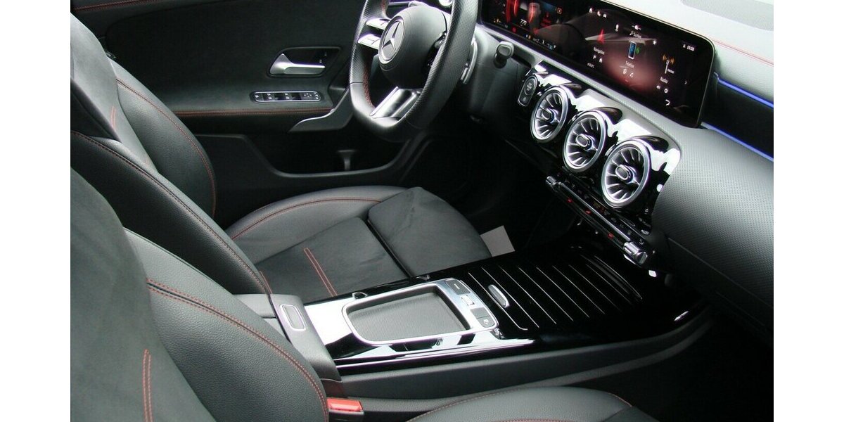 Mercedes-Benz CLA 200 Shooting Brake AMG Night Mulitbeam Standhe 23.241 km 32.980 &euro; Falkensee 14612