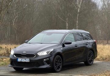 Kia ceed Sportswagon 74.000 km 17.999 &euro; Berlin 13088