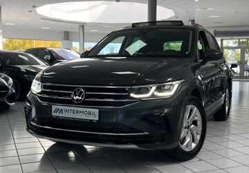 VW Tiguan 93.500 km 28.990 &euro; Schönefeld / bei Berlin 12529