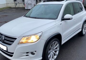 VW Tiguan 182.407 km 8.990 &euro; Berlin 14167
