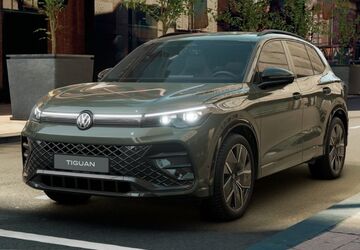 VW Tiguan 1.999 km 59.925 &euro; Oranienburg 16515