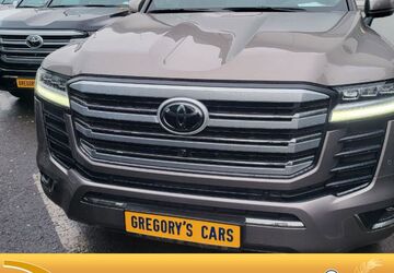 Toyota Land Cruiser 45 km 166.457 &euro; Berlin 10785