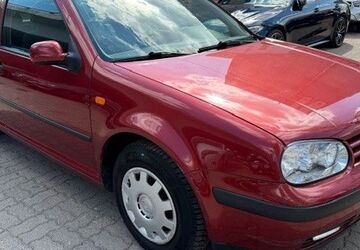 VW Golf 298.617 km 1.790 &euro; Berlin 12099