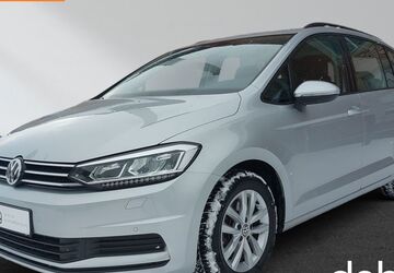 VW Touran 87.225 km 16.950 &euro; Berlin 13125
