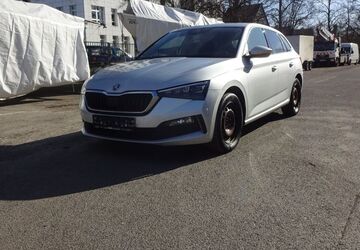 Skoda Scala 325.000 km 8.000 &euro; Berlin 12249