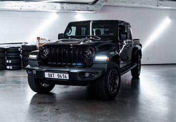 Jeep Gladiator 20.000 km 59.000 &euro; Berlin 10783