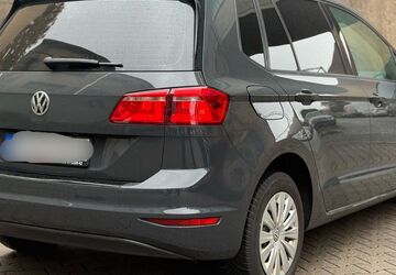 VW Golf Sportsvan 150.000 km 8.000 &euro; Berlin 12169