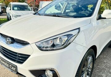 Hyundai ix35 122.000 km 10.950 &euro; Berlin 13088