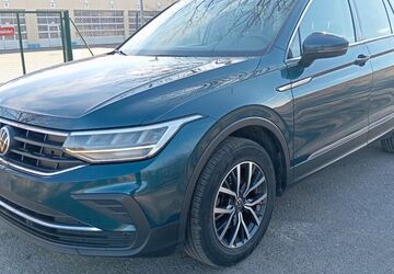 VW Tiguan 204.200 km 15.899 &euro; Mittenwalde 15749