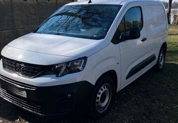 Peugeot Partner 118.000 km 9.900 &euro; Berlin 14059