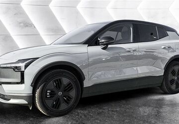 Volvo EX30 5.000 km 46.990 &euro; Berlin 12683