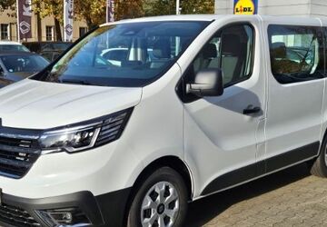 Renault Trafic 9.500 km 32.890 &euro; Berlin 12247