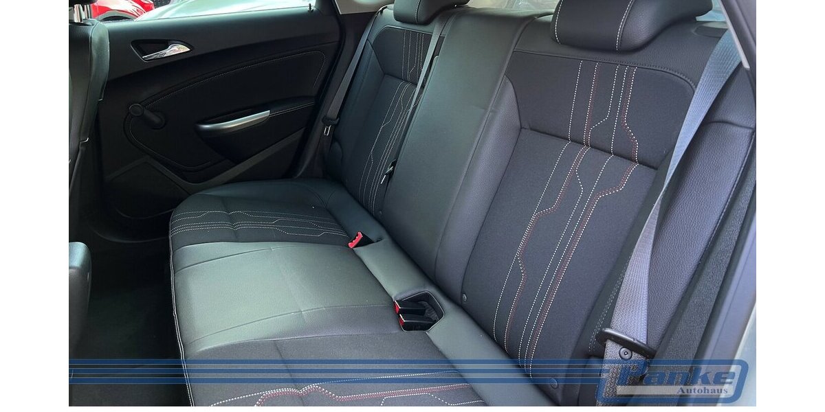 Opel Astra 1.4 150 Jahre *SHZ*PDC*AUX*Teilleder* 112.935 km 5.990 &euro; Berlin 13187