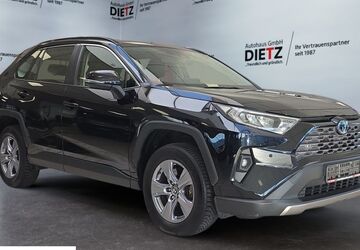 Toyota RAV 4 94.800 km 31.990 &euro; Wildau 15745