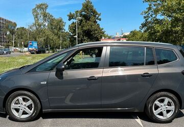 Opel Zafira Tourer 183.000 km 8.330 &euro; Berlin 13597
