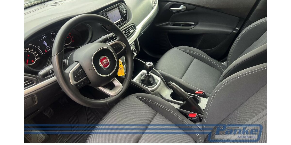 Fiat Tipo 1.4 T-Jet Easy*AHK*SHZ*Klima*NAV*LED*BT* 131.411 km 6.990 &euro; Berlin 13187