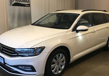 VW Passat Variant 106.831 km 21.900 &euro; Berlin 13088