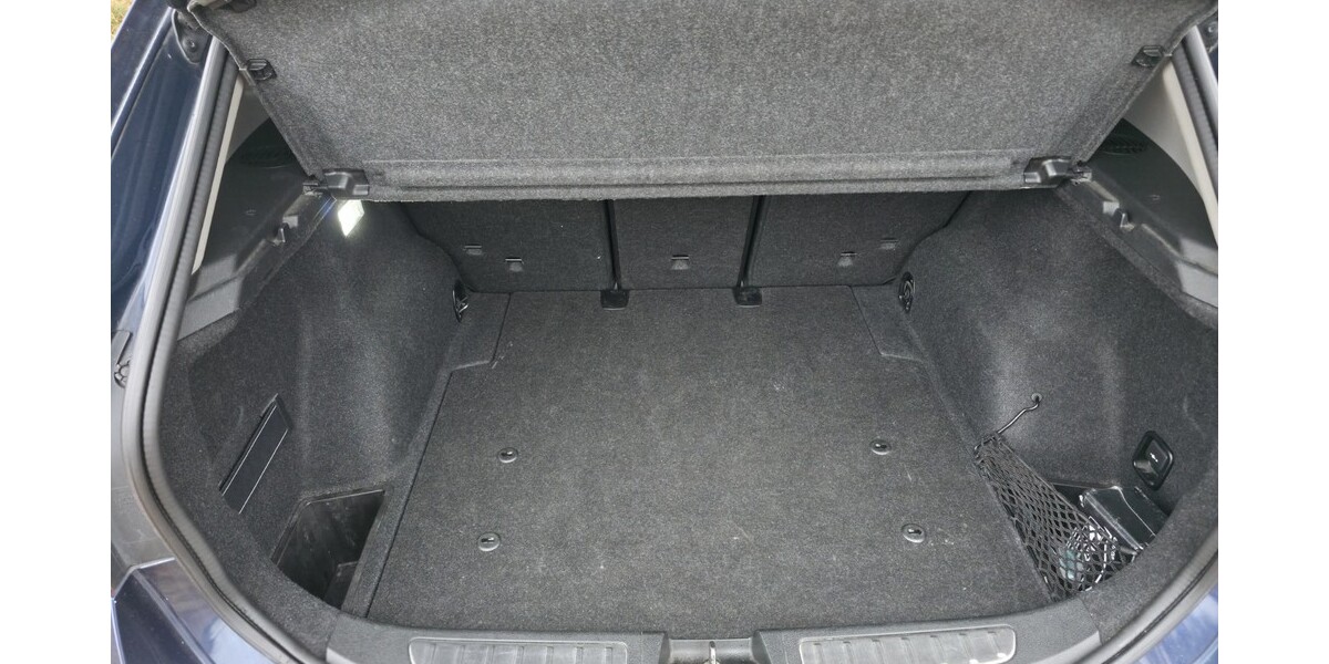 BMW X1 242.481 km 9.999 &euro; Berlin 10178