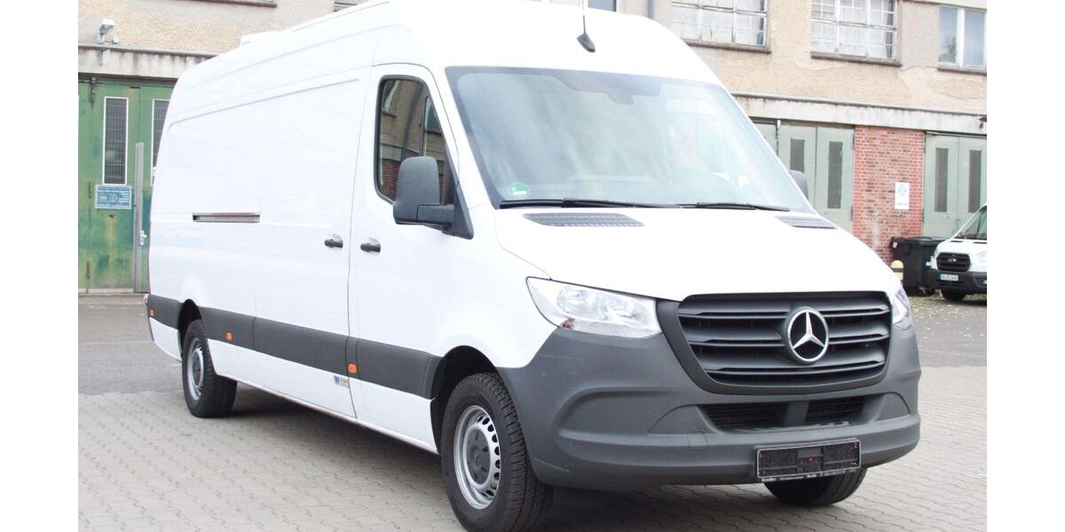 Mercedes-Benz Sprinter 325.100 km 19.790 &euro; Berlin 13587