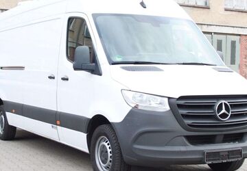 Mercedes-Benz Sprinter 325.100 km 21.690 &euro; Berlin 13587
