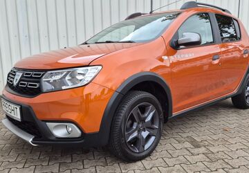 Dacia Sandero 76.000 km 7.999 &euro; Berlin 13125