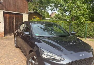 Ford Focus 93.000 km 12.300 &euro; Berlin 12627