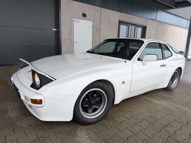 Porsche 944 44.089 km 24.500 &euro; Berlin 13407